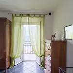 شقة Lovely Overlooking By Rent Carate Urio