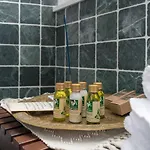 Lovely Overlooking By Rent Διαμέρισμα Carate Urio